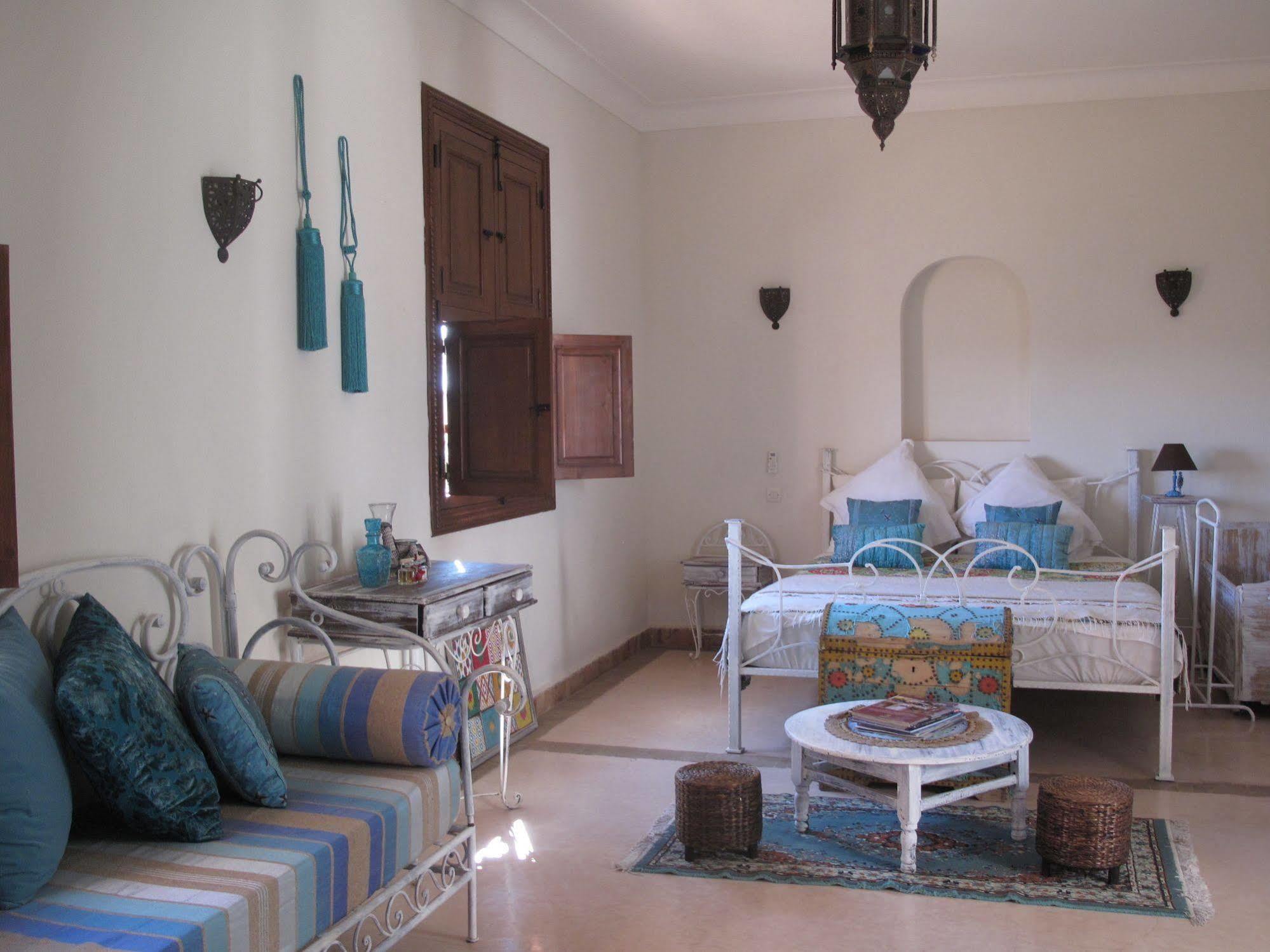 Riad Couleur Sable Sidi Abdallah Ghiat Exterior photo
